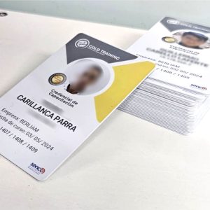 Credenciales 80x50mm  pvc